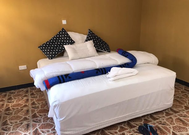 Deluxe Room with king bed and garden view